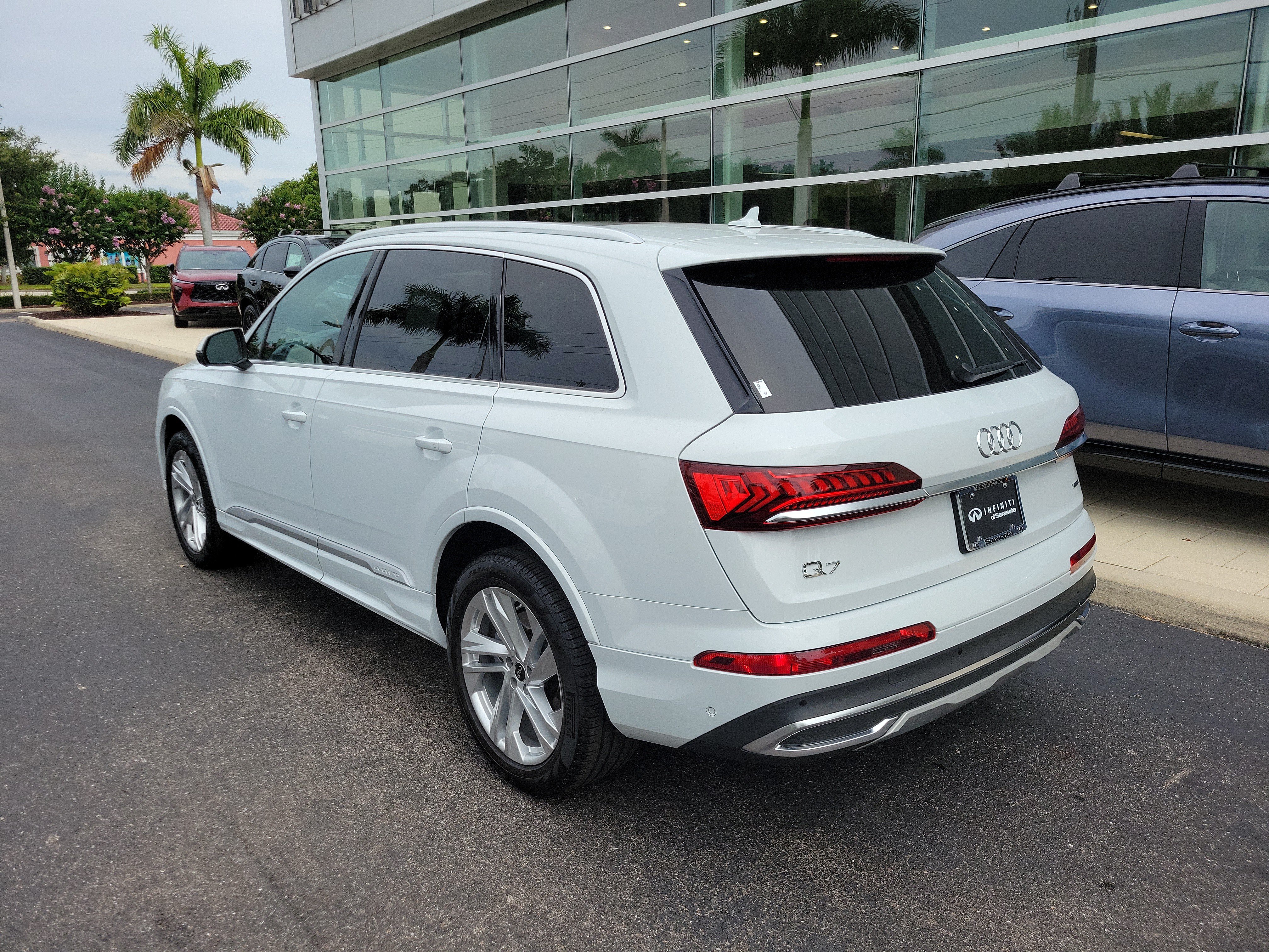 Used 2023 Audi Q7 3.0T Premium AWD/4WD image 6