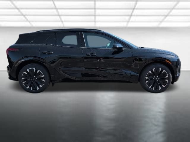 New 2025 Chevrolet Blazer EV RS RWD image 4