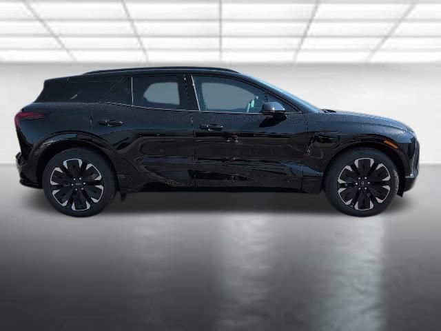 New 2025 Chevrolet Blazer EV RS image 4