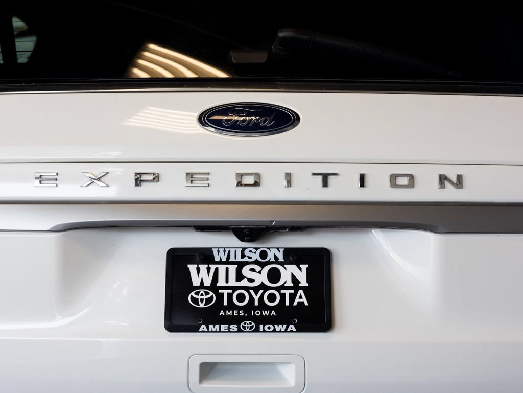 Used 2024 Ford Expedition Max XLT AWD/4WD image 6