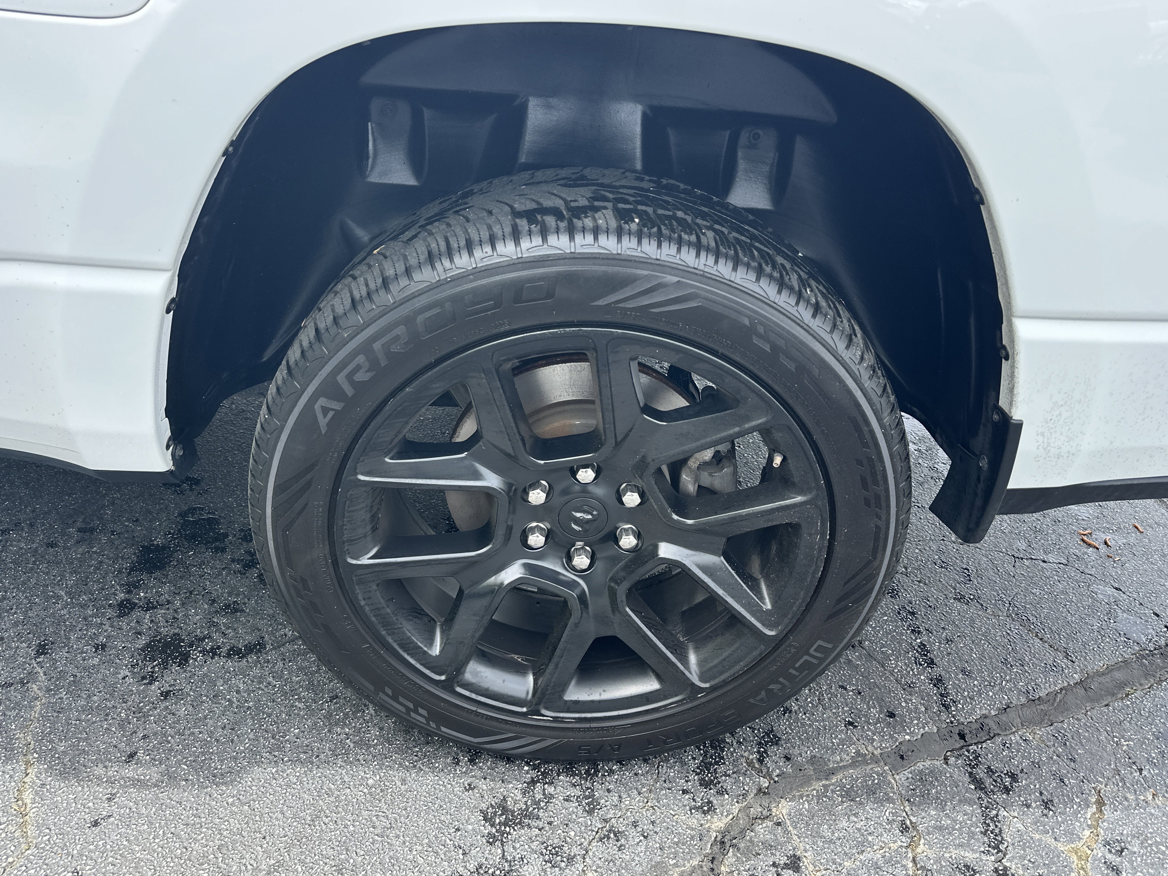 Used 2023 RAM 1500 Laramie image 23