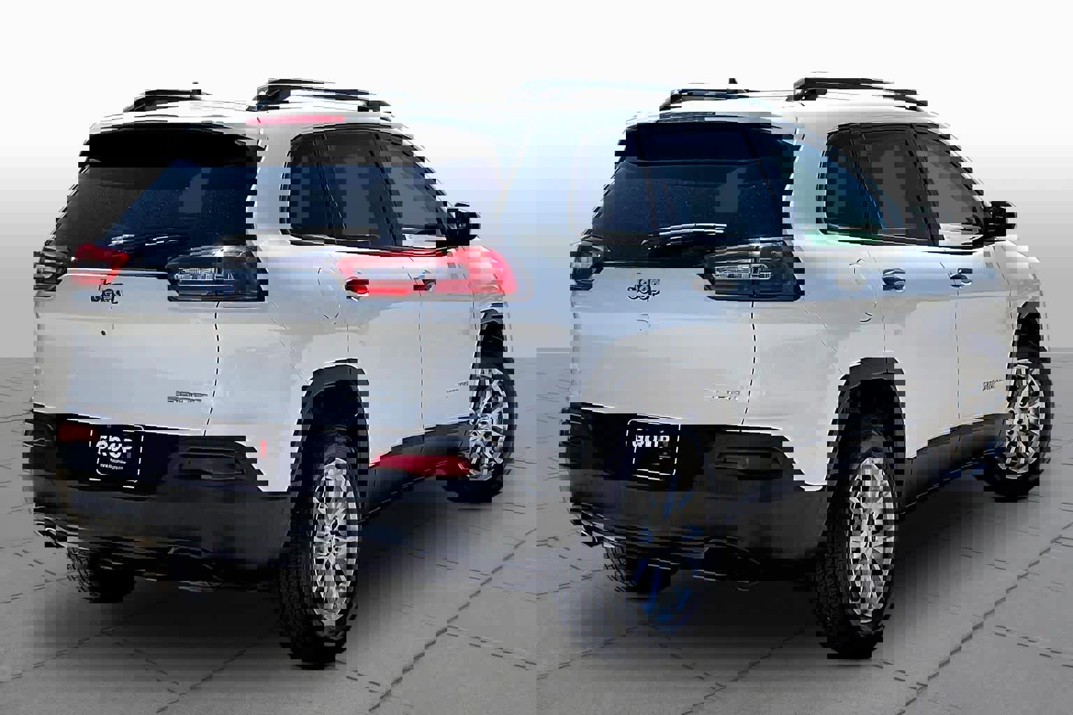 Used 2017 Jeep Cherokee Sport image 13