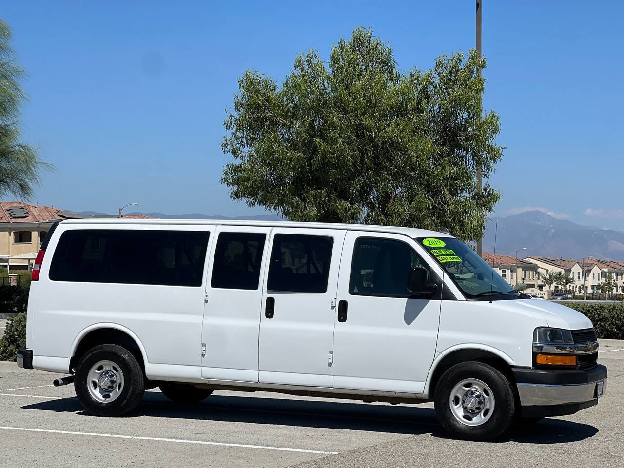 Used 2019 Chevrolet Express 3500 LT w/ LT Preferred Equipment Group image 3