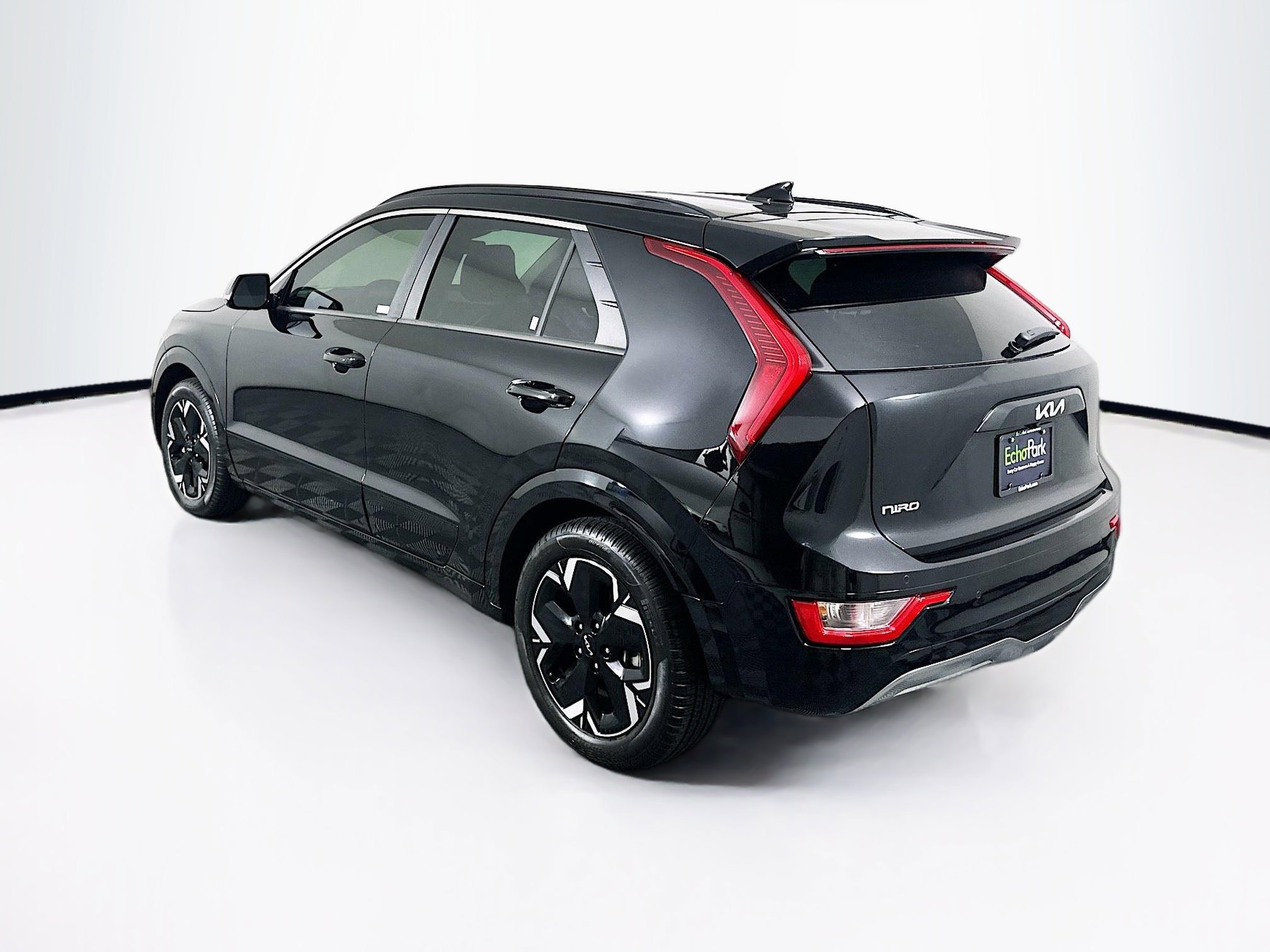 Used 2023 Kia Niro Wind FWD image 5