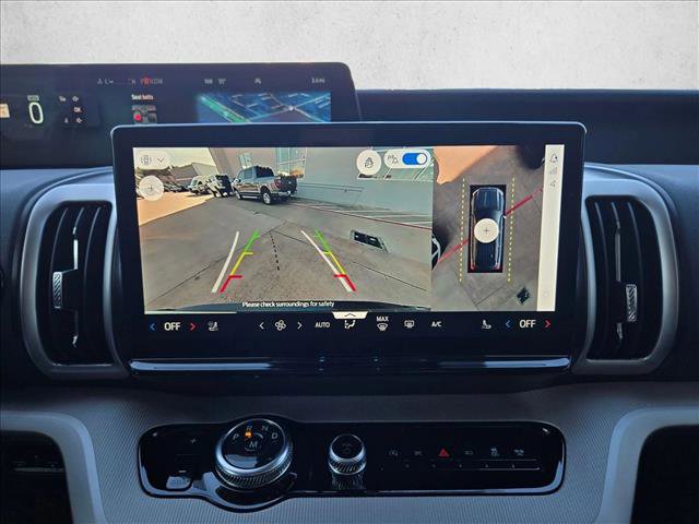 New 2026 Ford Expedition Active image 14