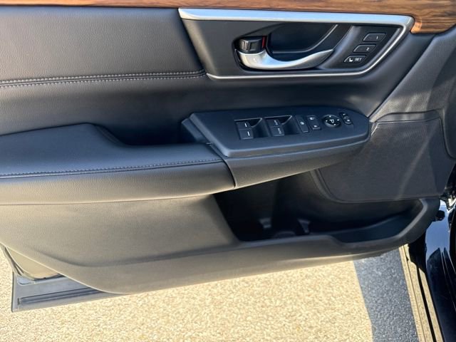 Used 2020 Honda CR-V Touring image 9