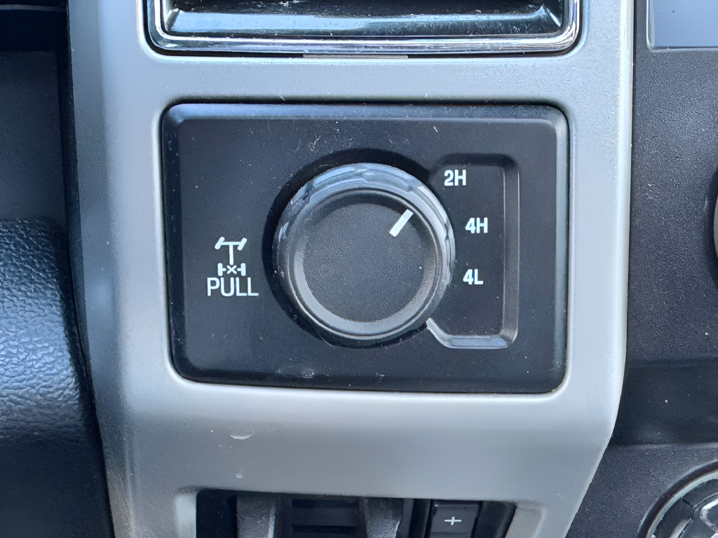 Used 2019 Ford F250 Lariat w/ Lariat Ultimate Package AWD/4WD image 22