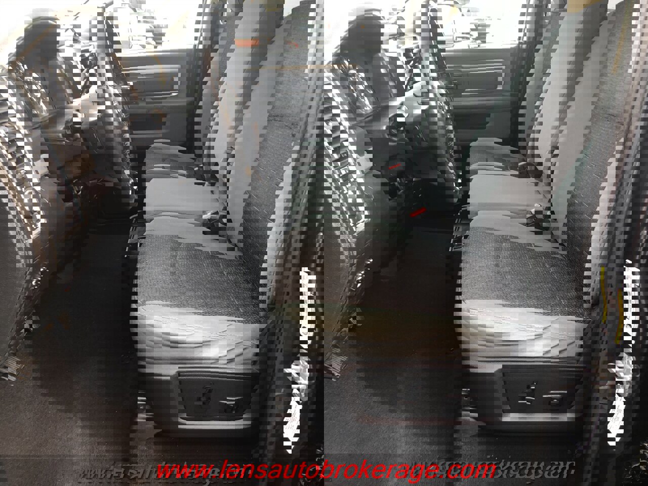 Used 2014 RAM 2500 SLT w/ Luxury Group image 11