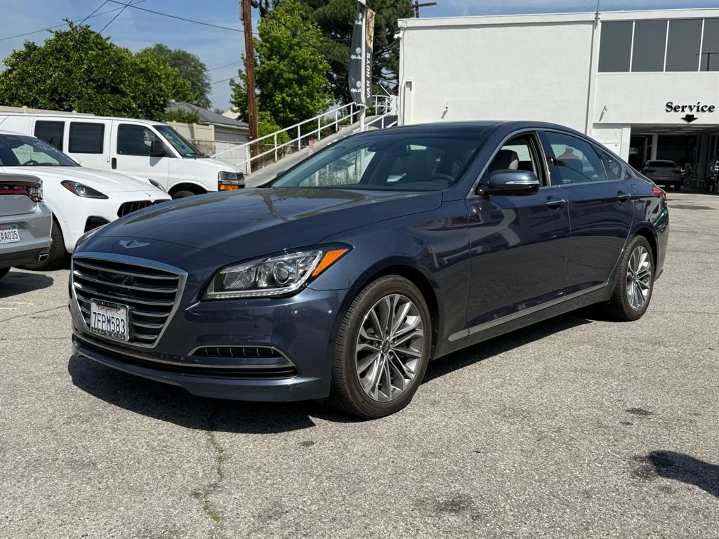 Used 2015 Hyundai Genesis 3.8 w/ Option Group 03 image 3