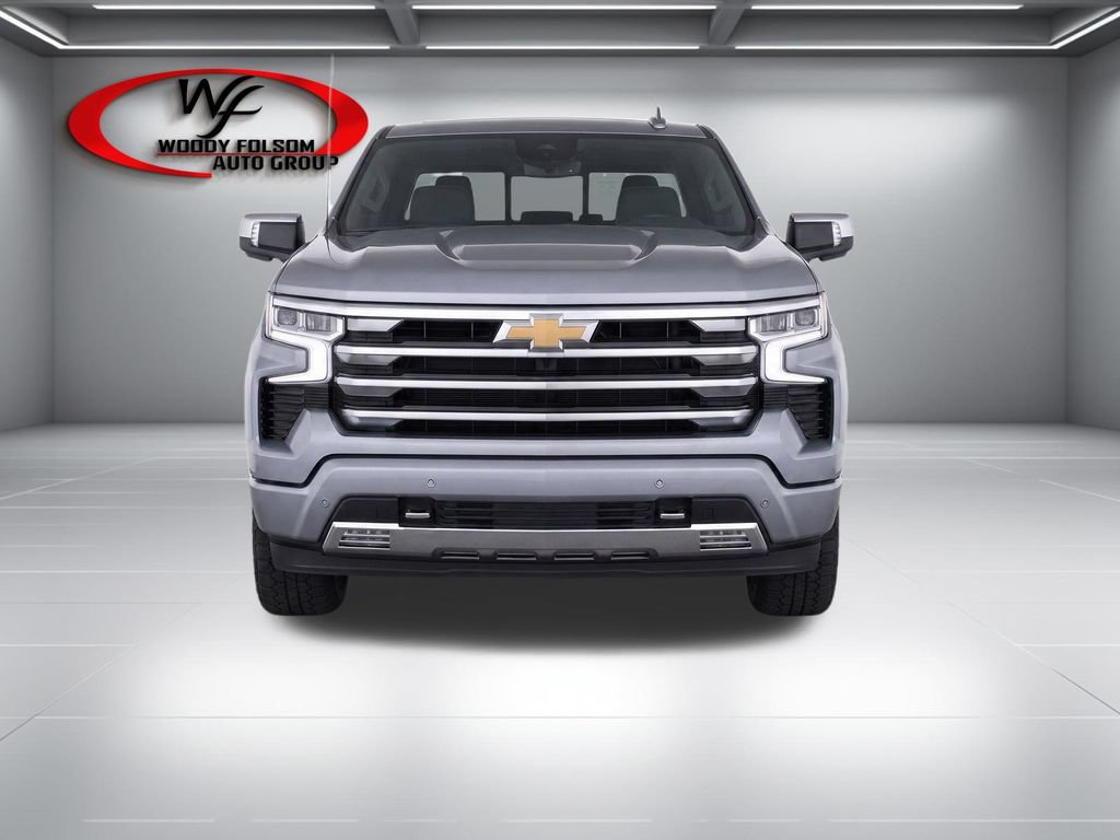 Used 2025 Chevrolet Silverado 1500 High Country w/ High Country Premium Package AWD/4WD image 6