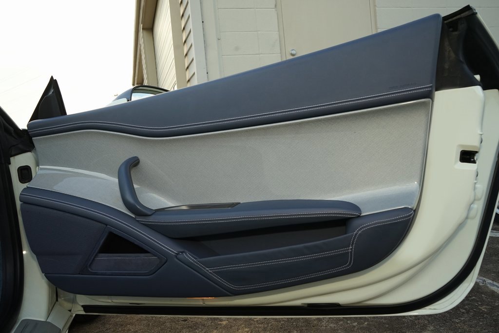 Used 2015 Ferrari 458 Spider image 22