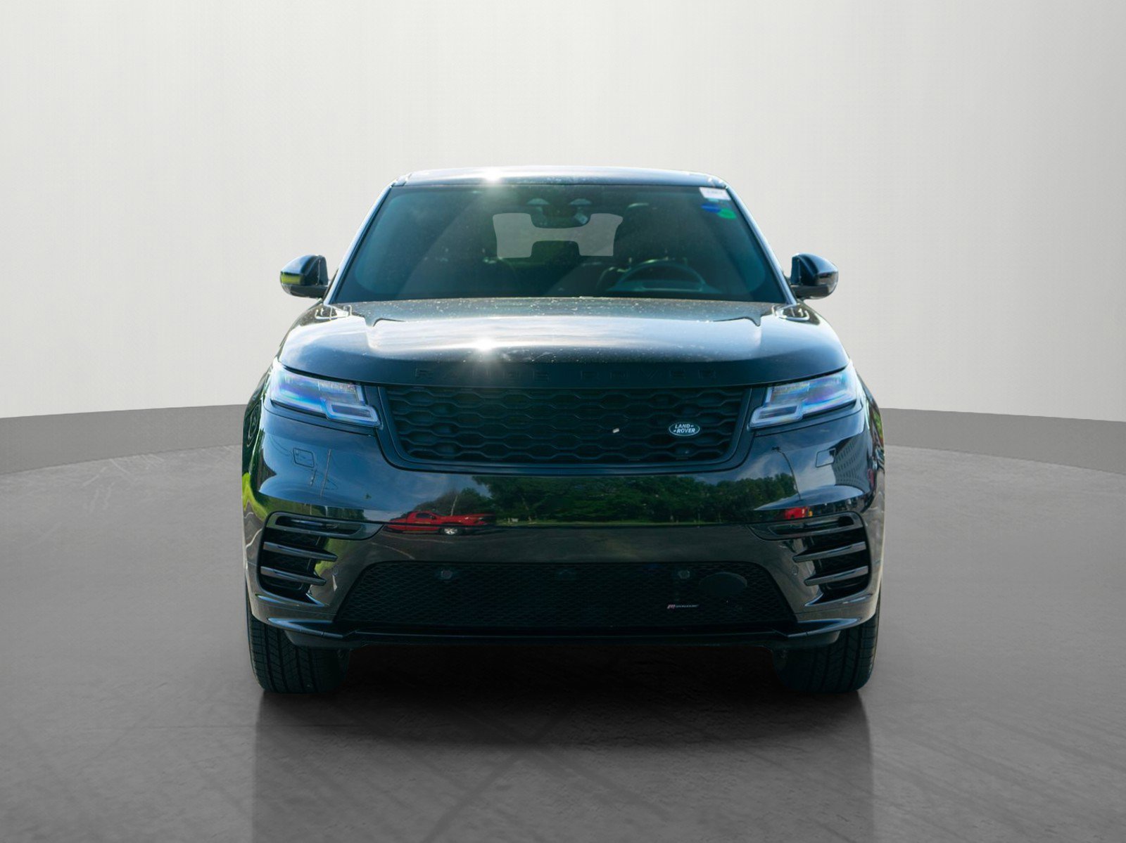 Used 2023 Land Rover Range Rover Velar R-Dynamic S AWD/4WD image 2