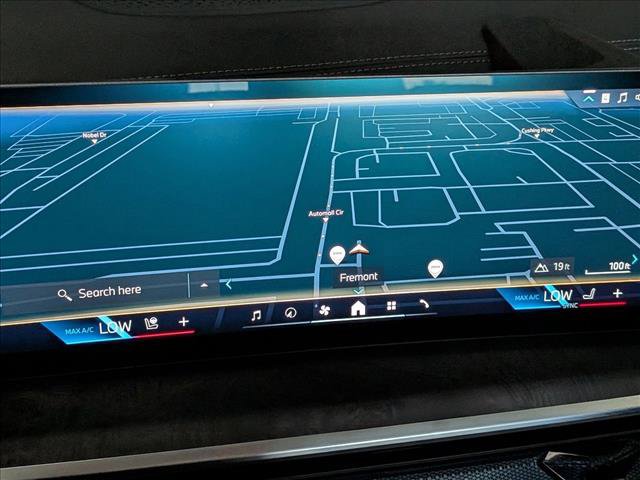 Used 2026 BMW X7 xDrive40i AWD/4WD image 13