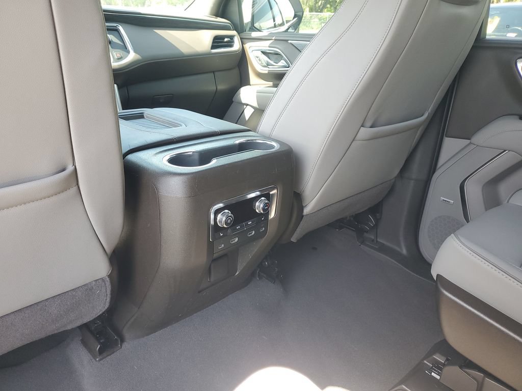 Certified 2023 GMC Yukon SLT w/ SLT Luxury Package RWD image 15