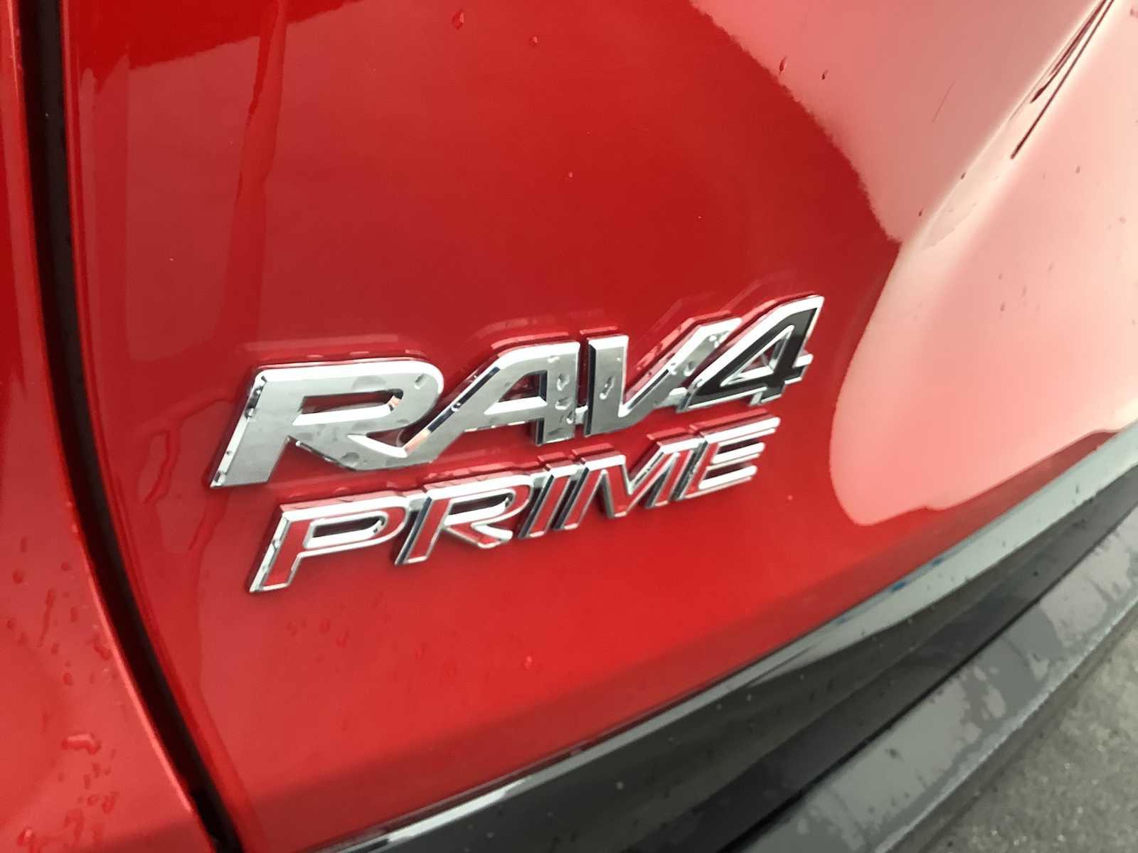 Used 2023 Toyota RAV4 XSE w/ Weather Package image 7