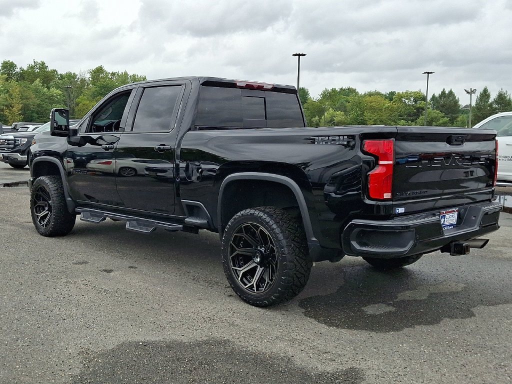 Used 2025 Chevrolet Silverado 2500 LTZ w/ Trail Boss Package AWD/4WD image 8