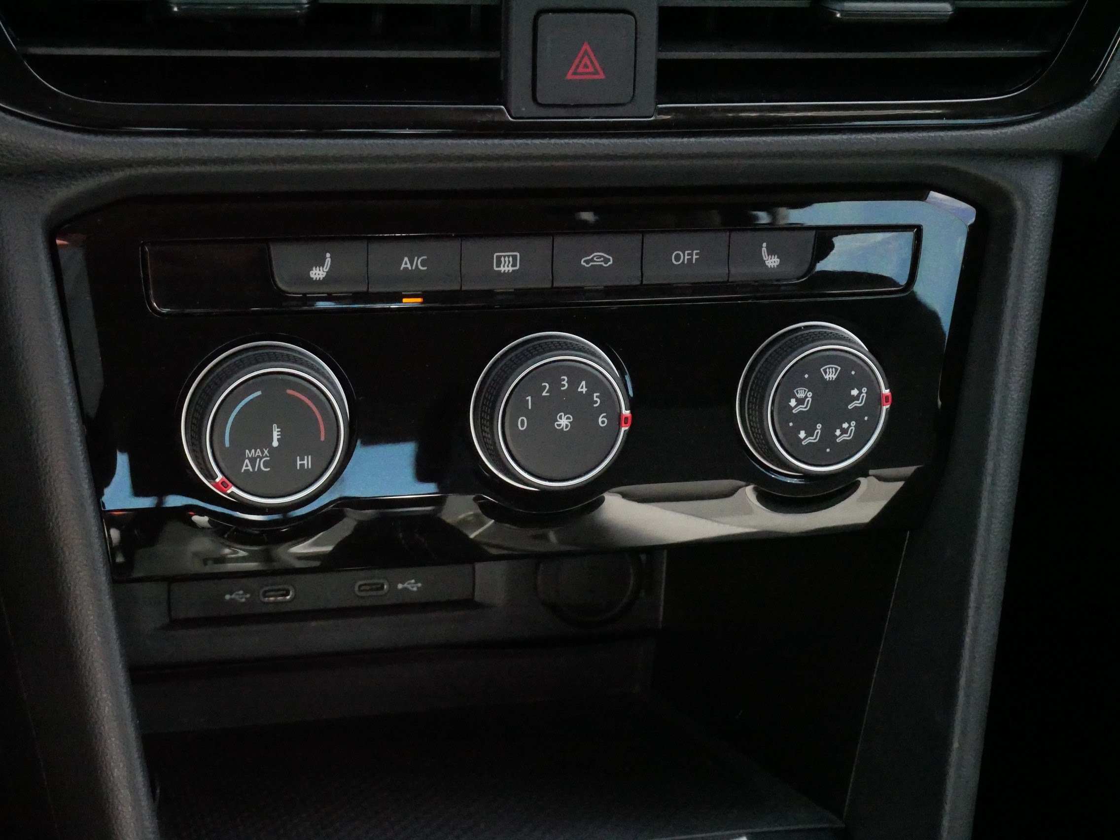 Certified 2024 Volkswagen Taos S AWD/4WD image 23
