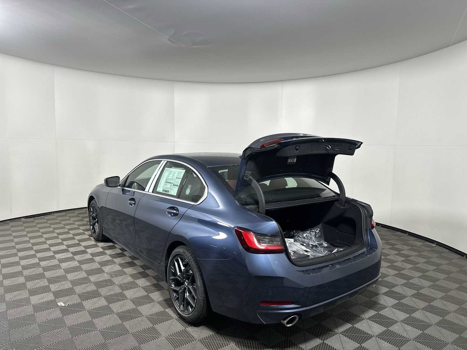 New 2026 BMW 330i xDrive Sedan w/ Premium Package image 20