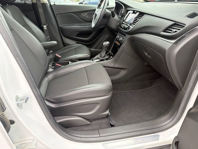 Used 2022 Buick Encore Preferred w/ Safety Package image 13