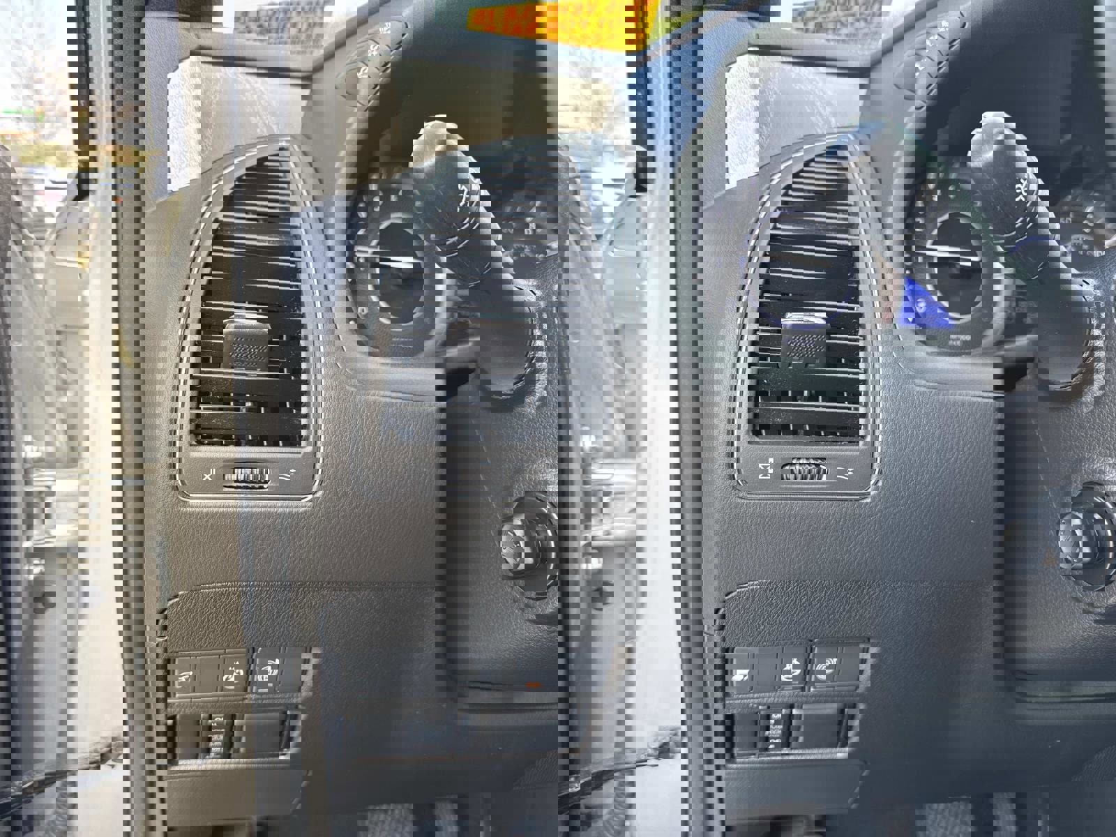 Used 2019 INFINITI QX80 Limited image 33