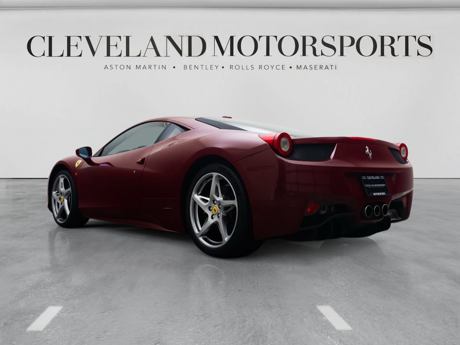 Used 2011 Ferrari 458 Italia Coupe RWD image 3