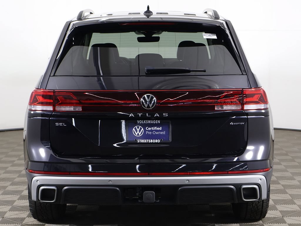 Used 2024 Volkswagen Atlas Peak Edition SEL AWD/4WD image 16