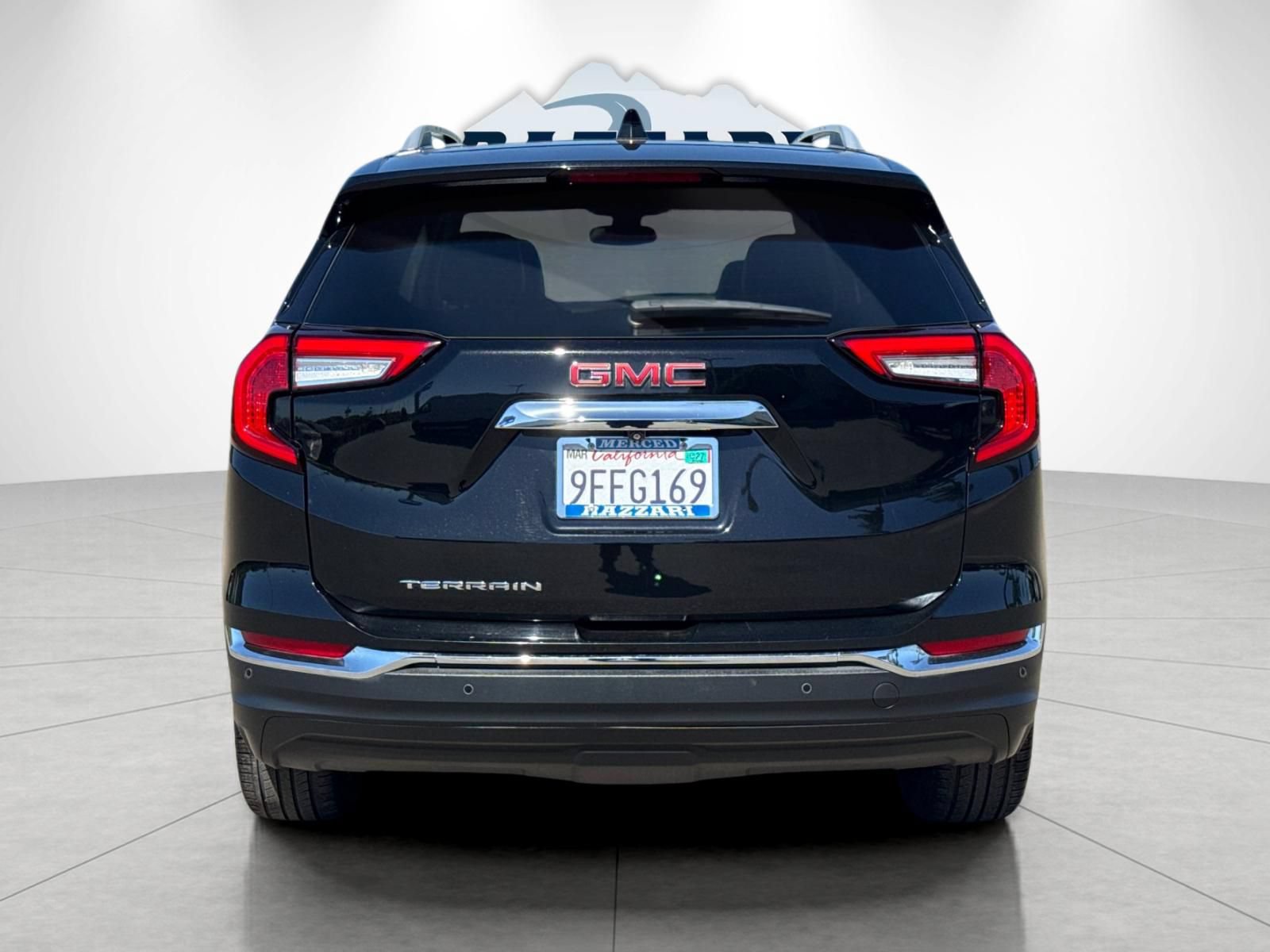 Used 2022 GMC Terrain SLT FWD image 4