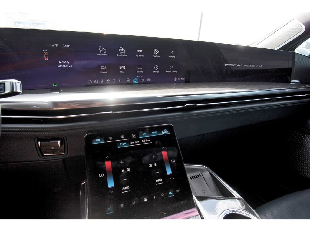 Used 2025 Cadillac Escalade IQ Sport 2 image 21