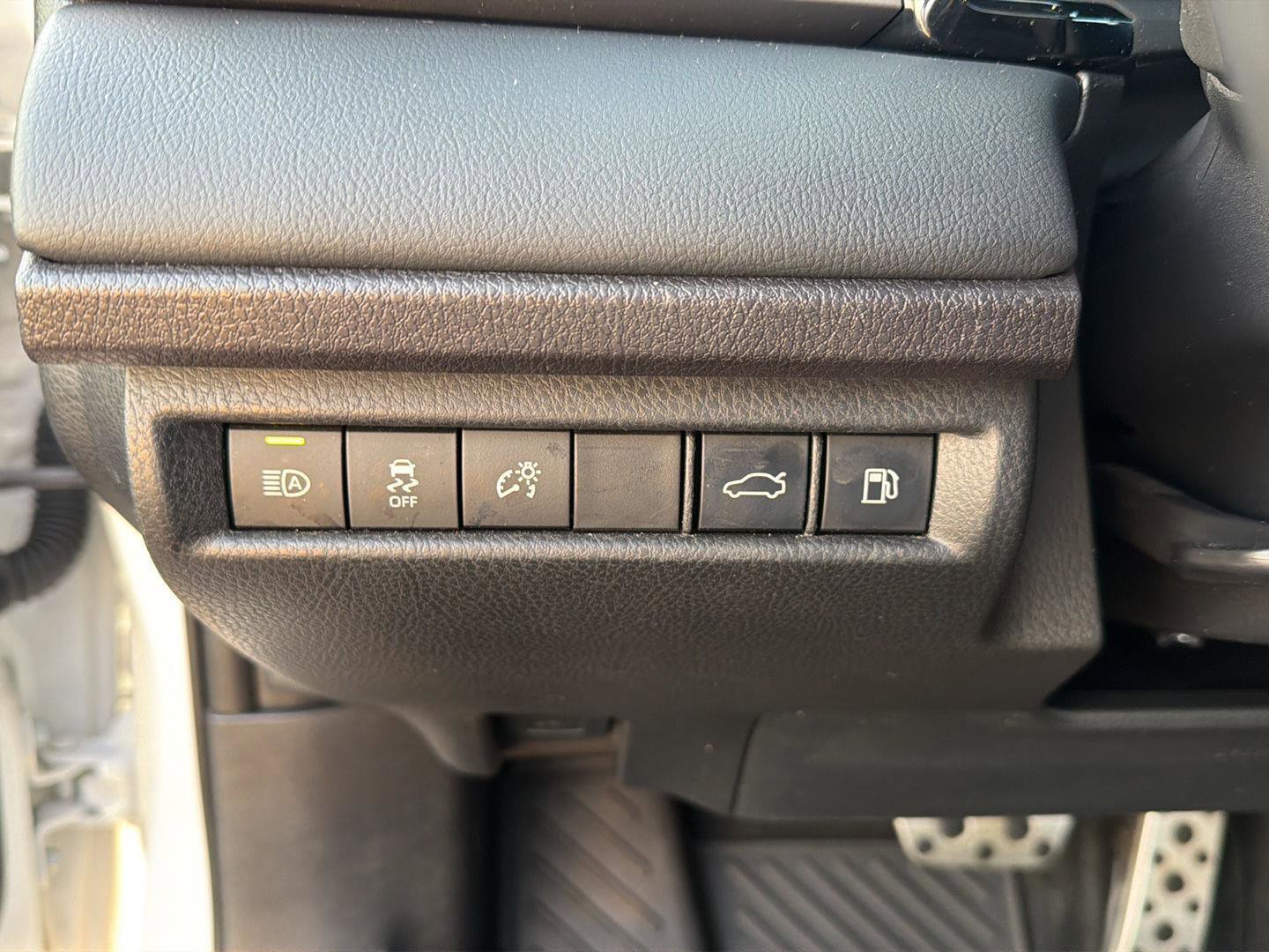 Certified 2025 Toyota Camry XSE FWD image 19
