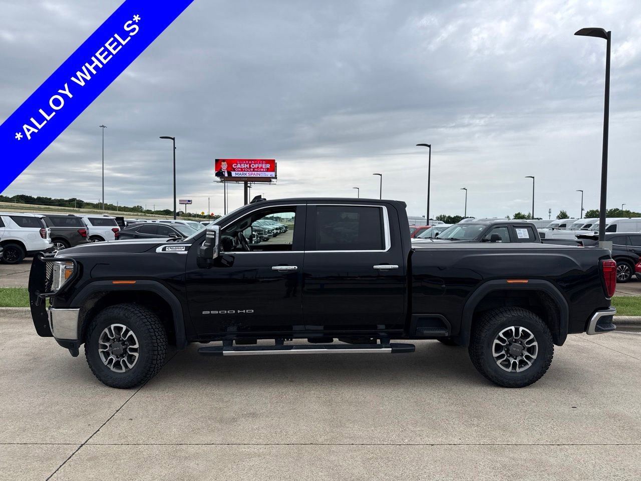 Used 2023 GMC Sierra 2500 SLT w/ Texas SLT Premium Package RWD image 3