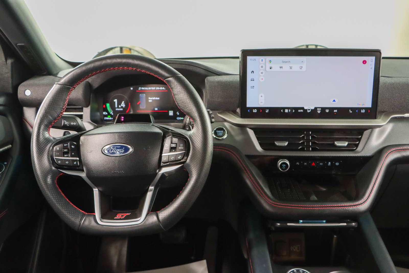 Used 2025 Ford Explorer ST AWD/4WD image 17