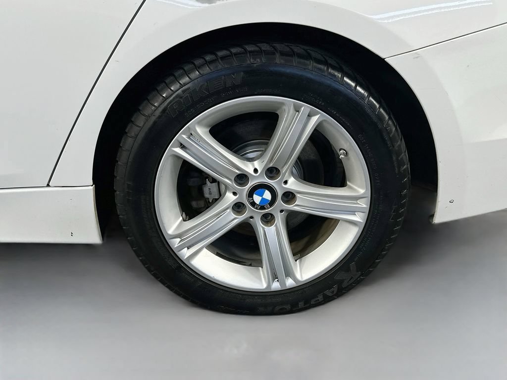 Used 2016 BMW 328i xDrive Sedan AWD/4WD image 35