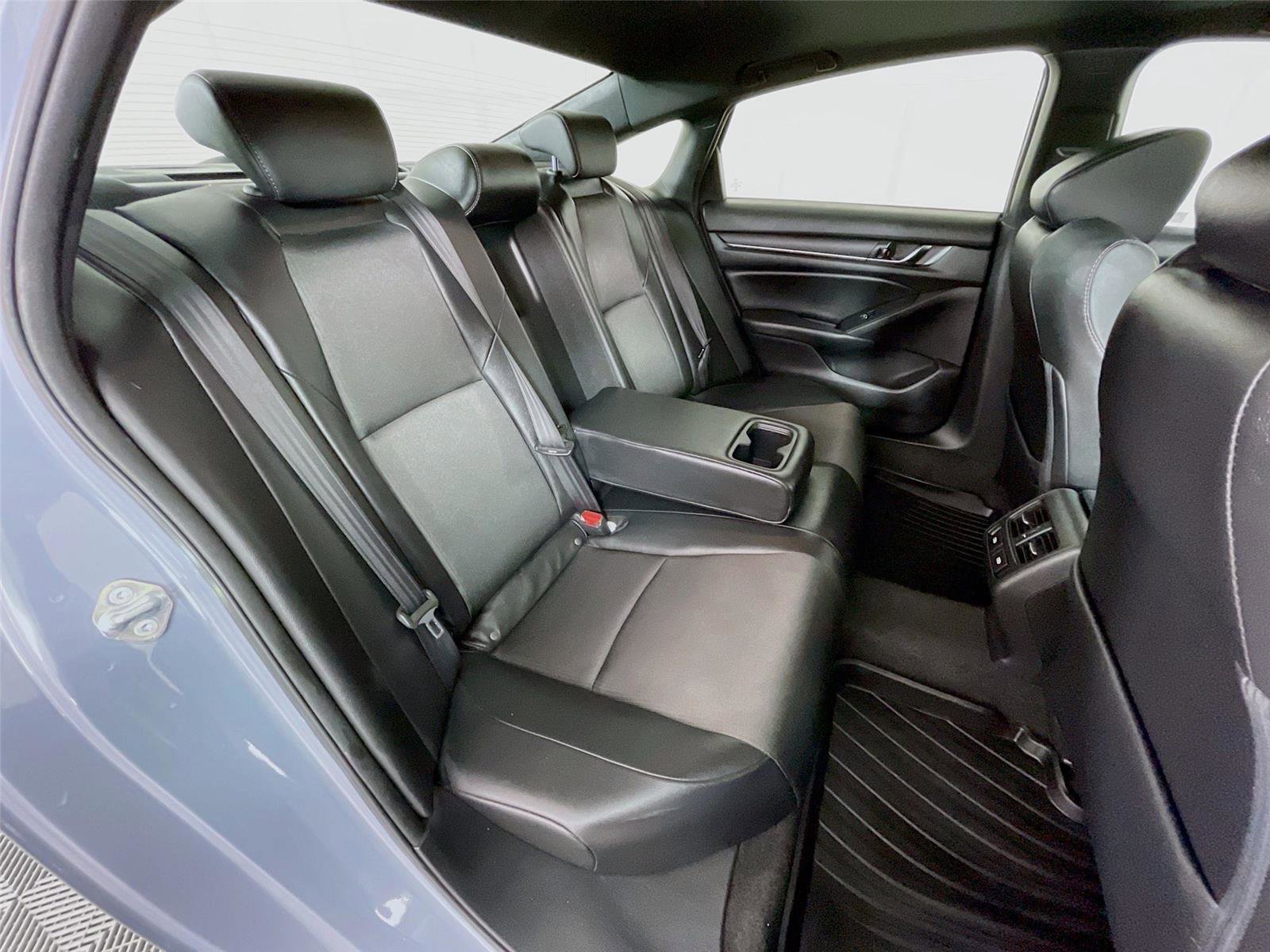 Used 2021 Honda Accord Sport image 32