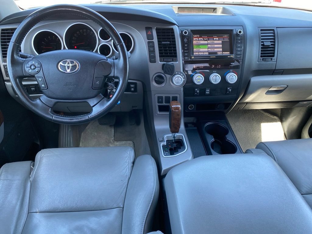 Used 2010 Toyota Tundra Limited AWD/4WD image 4