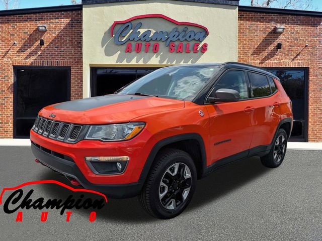 Used 2017 Jeep Compass Trailhawk w/ Leather Interior Group AWD/4WD image 5