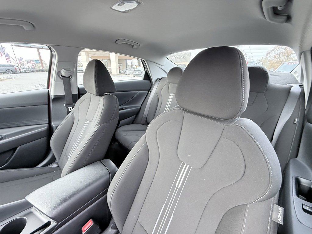 Certified 2024 Hyundai Elantra SEL image 26