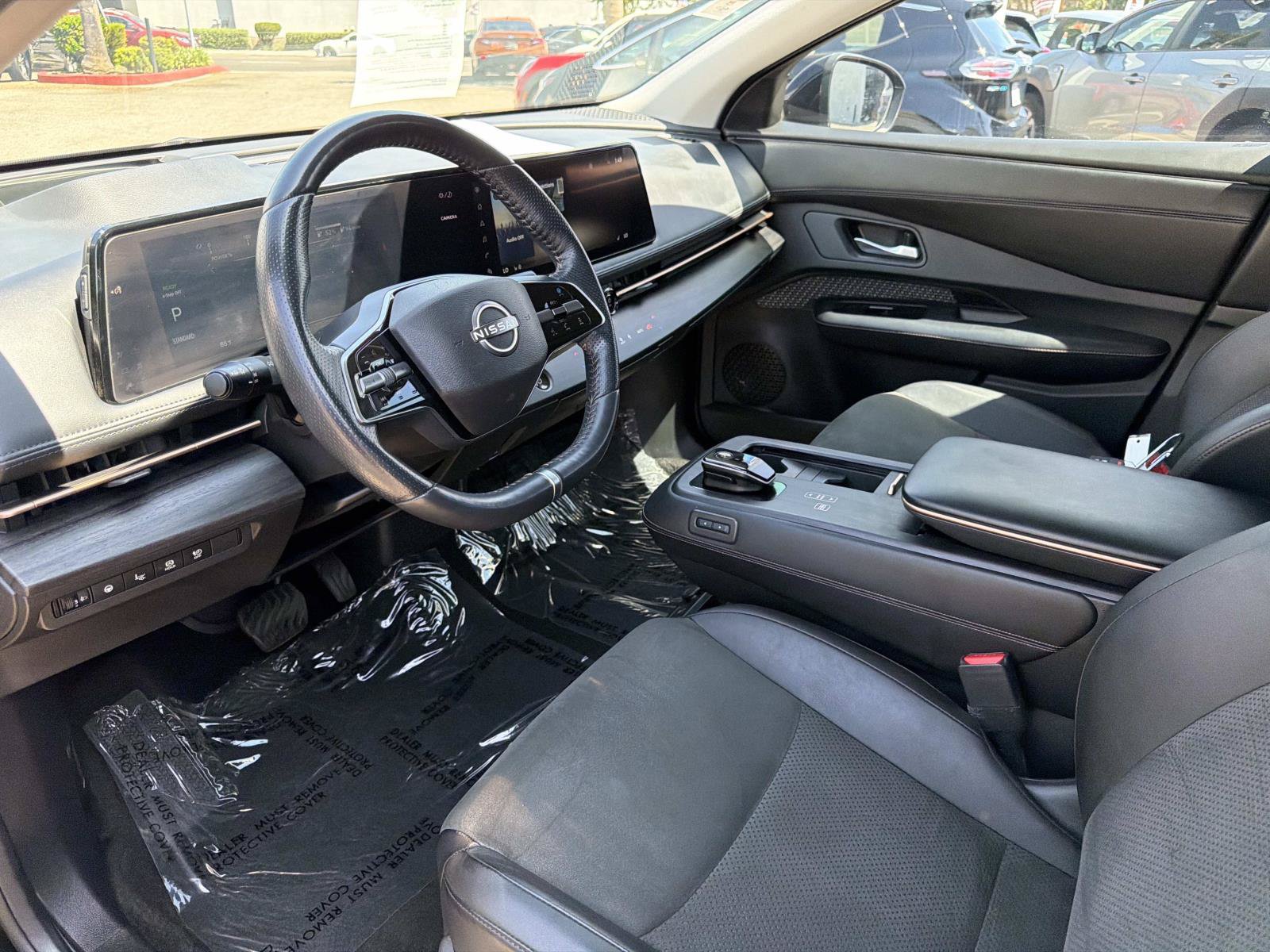 Used 2023 Nissan Ariya FWD image 14
