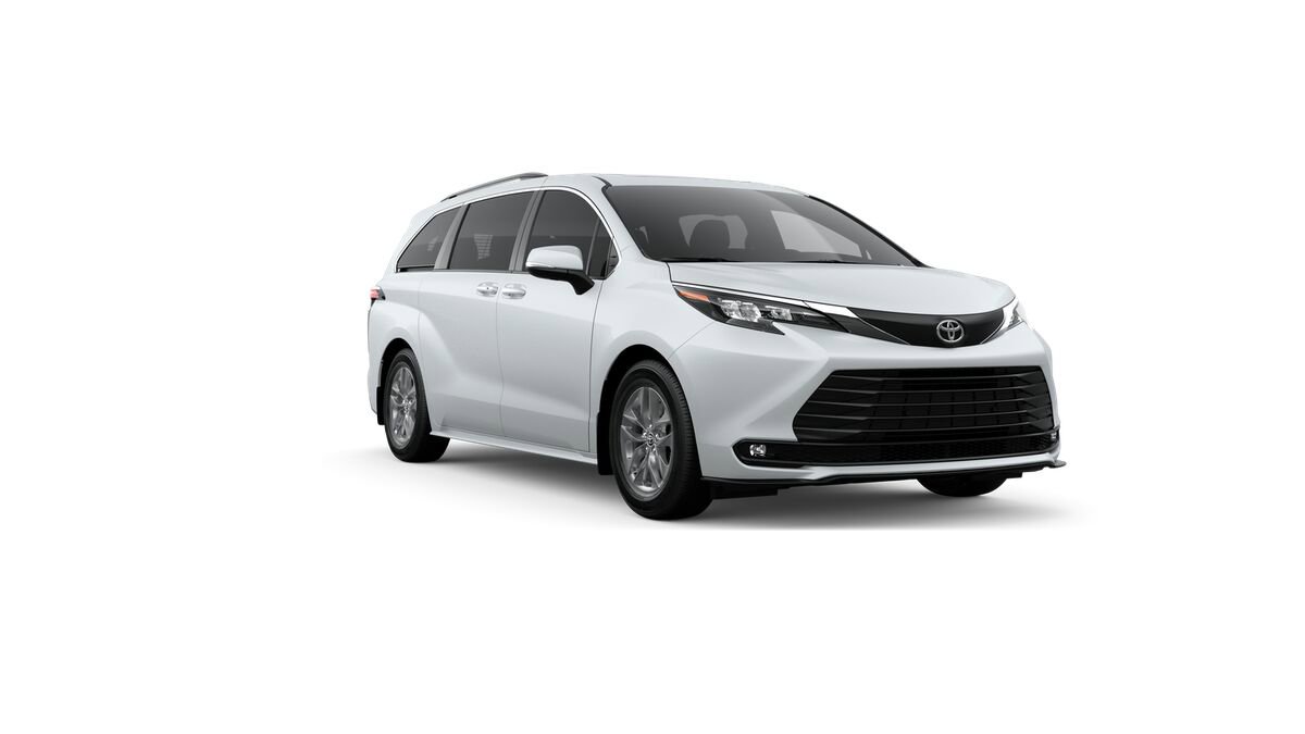 New 2026 Toyota Sienna XLE image 15