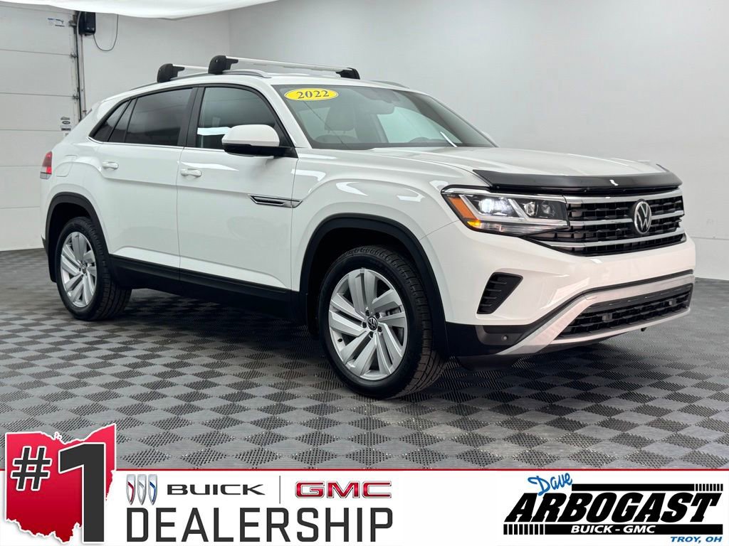 Used 2022 Volkswagen Atlas Cross Sport SE image 1