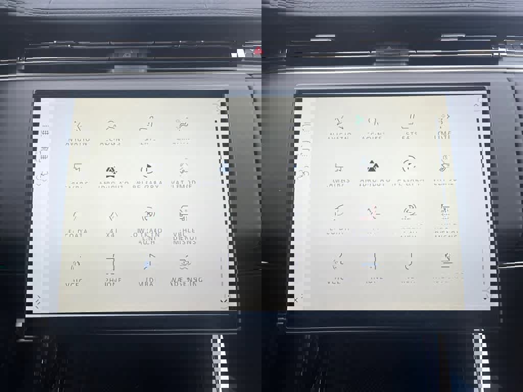 Used 2024 Land Rover Range Rover Sport Dynamic SE image 19