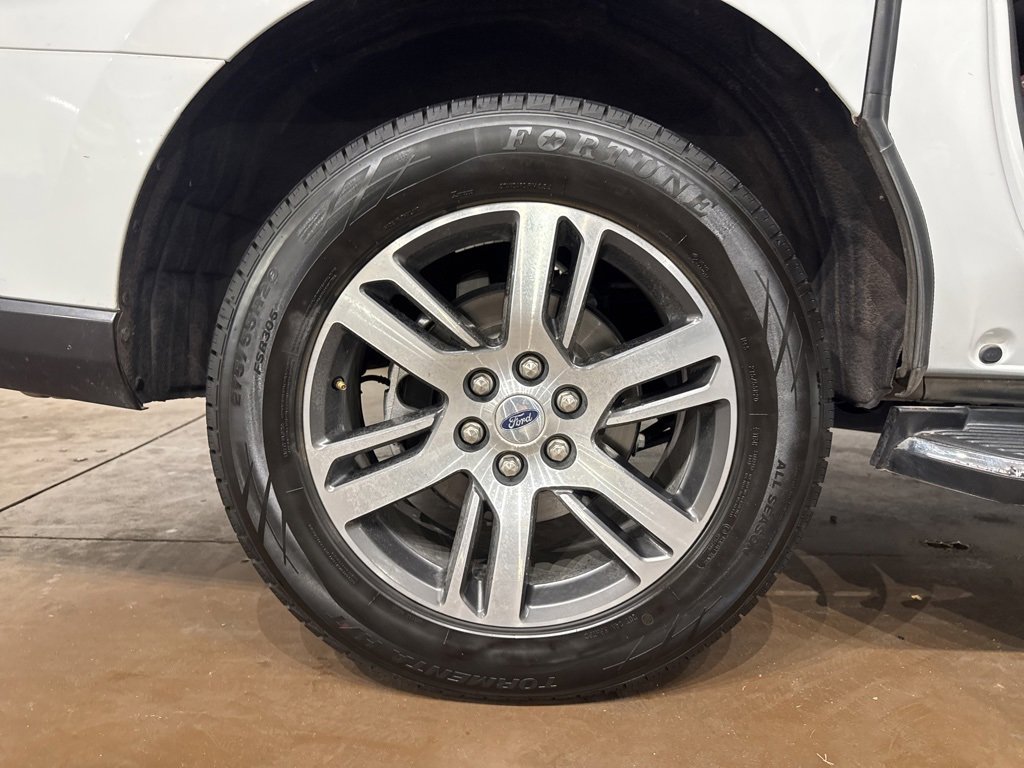 Used 2023 Ford Expedition Max Limited image 17