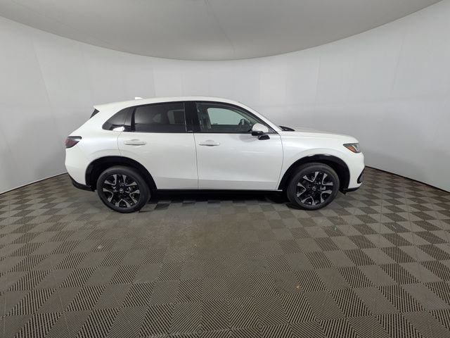 New 2027 Honda HR-V EX-L image 2