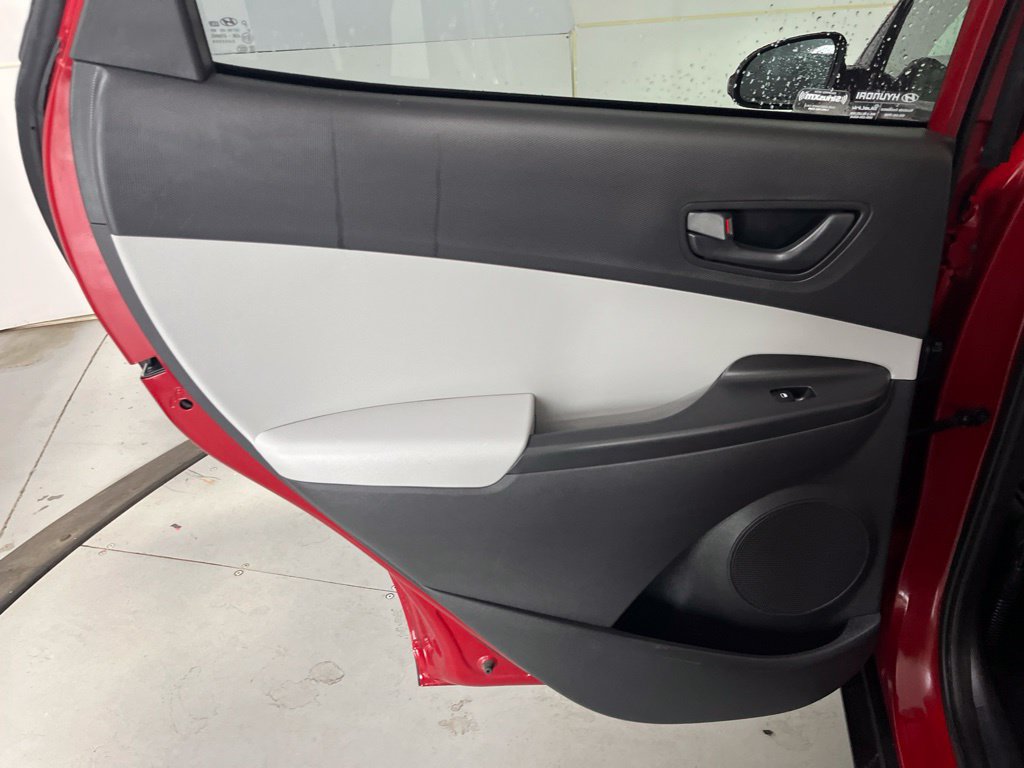 Used 2022 Hyundai Kona SEL w/ Cargo Package FWD image 28