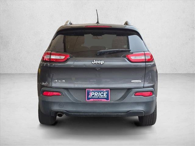 Used 2015 Jeep Cherokee Latitude AWD/4WD image 6