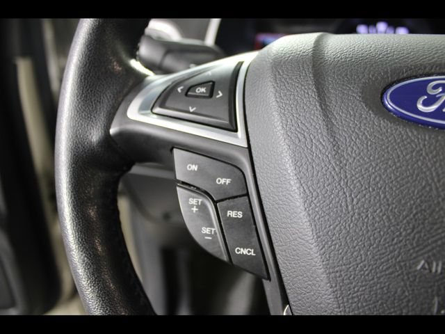 Used 2018 Ford Edge Titanium w/ Technology Package AWD/4WD image 19