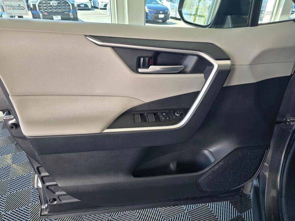 Used 2023 Toyota RAV4 XLE w/ Convenience Package AWD/4WD image 19
