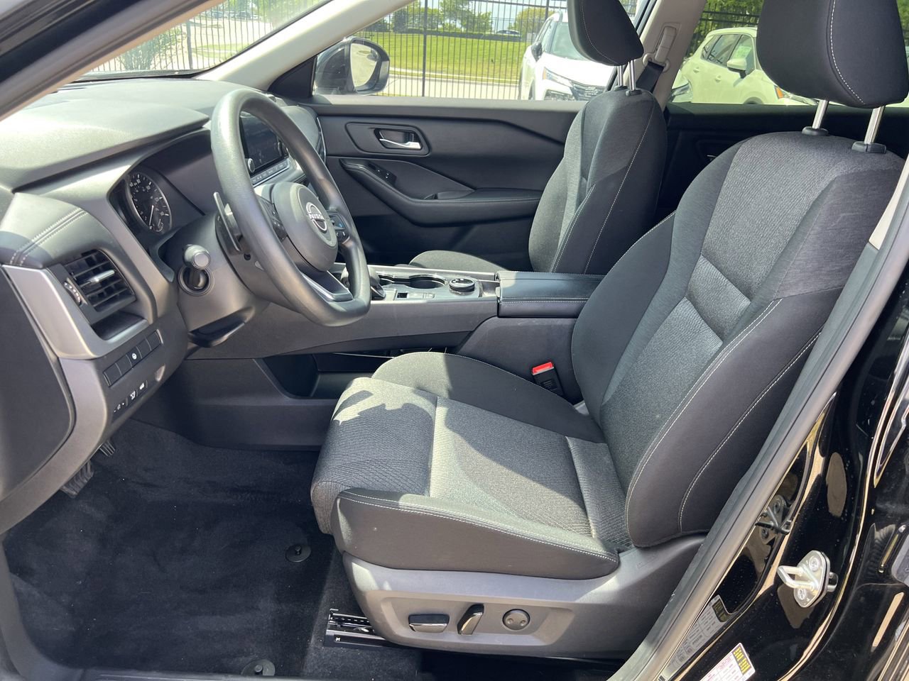 Certified 2024 Nissan Rogue SV image 10