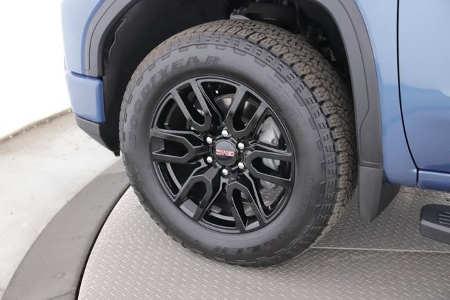 Used 2026 GMC Sierra 1500 Elevation w/ Elevation Premium Package AWD/4WD image 13