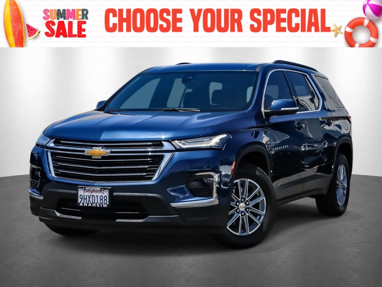 Used 2023 Chevrolet Traverse LT