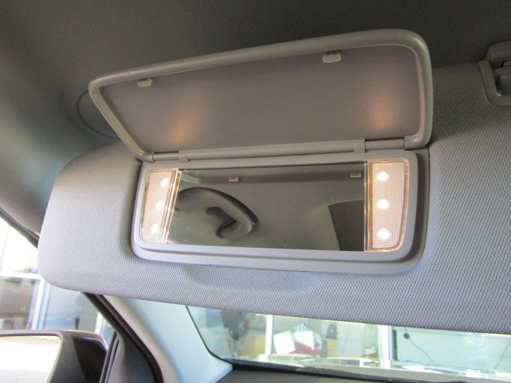 Used 2024 GMC Terrain AT4 image 38